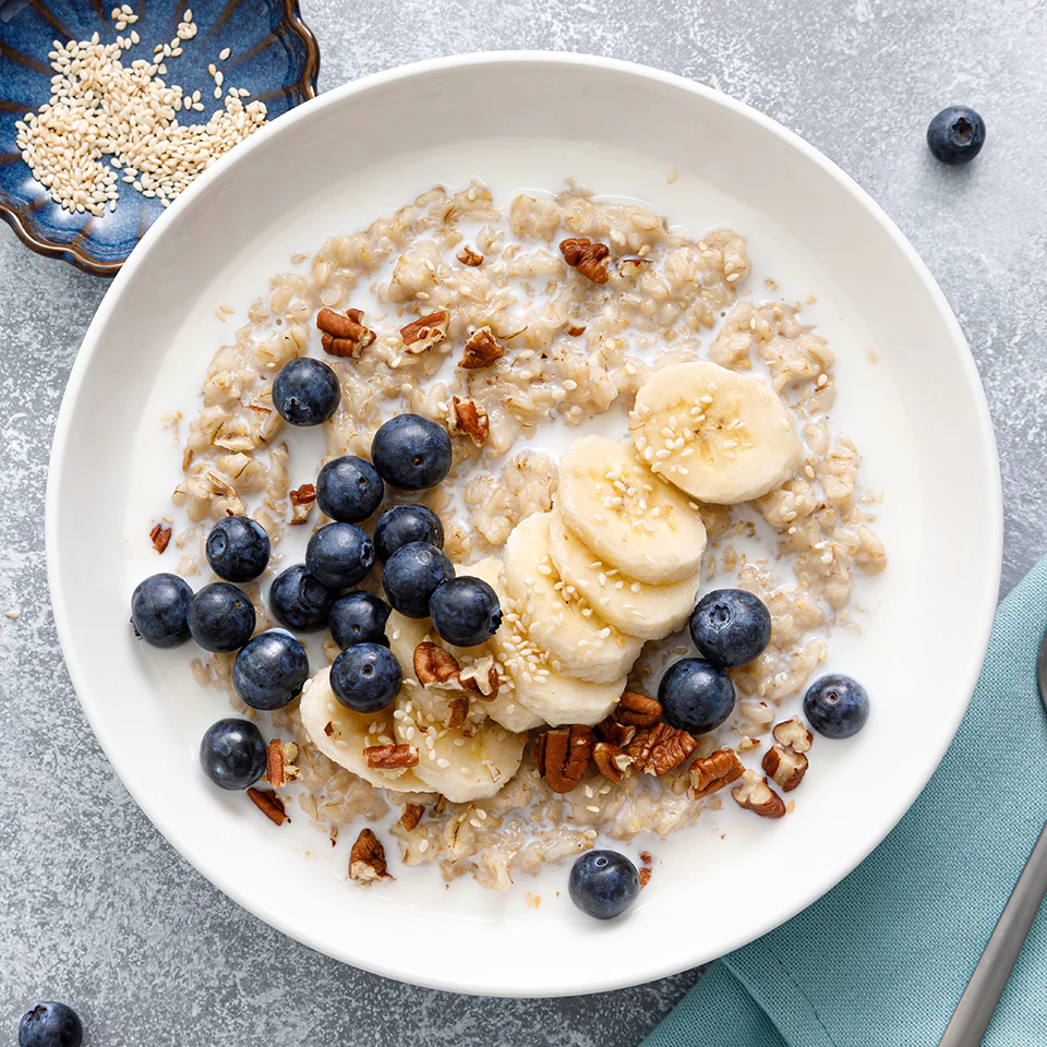 Yến mạch với chuối hạt